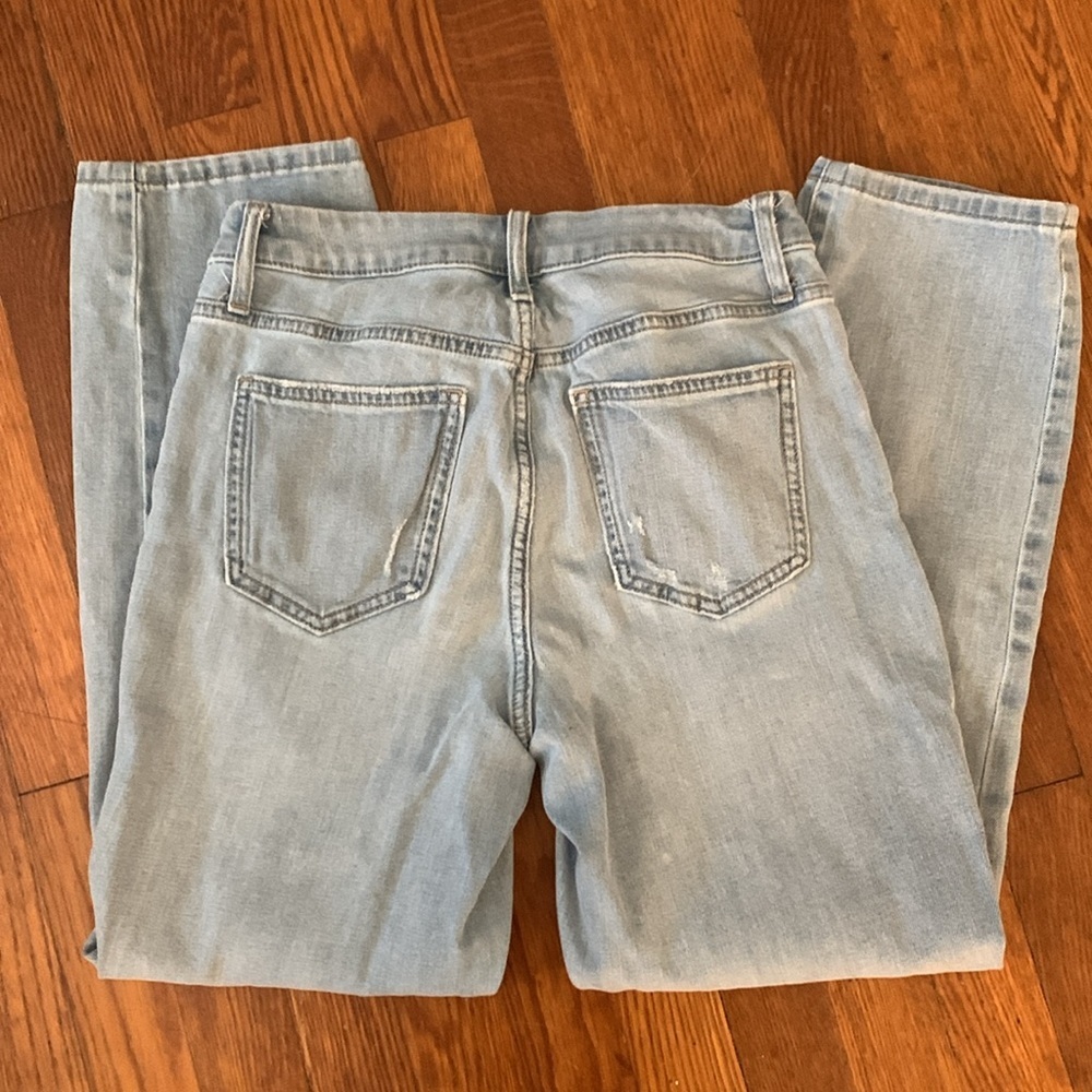 Capri Jeans women Size 6 Light Wash Denim